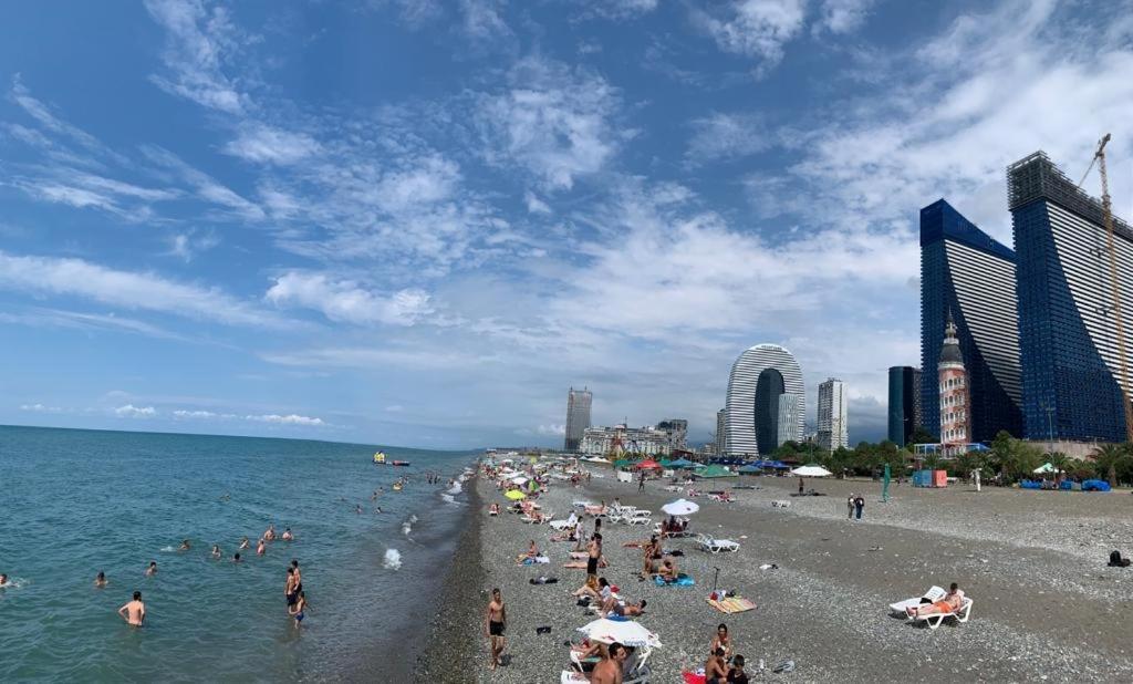Orbi City Luxury Suit Batumi Exterior foto