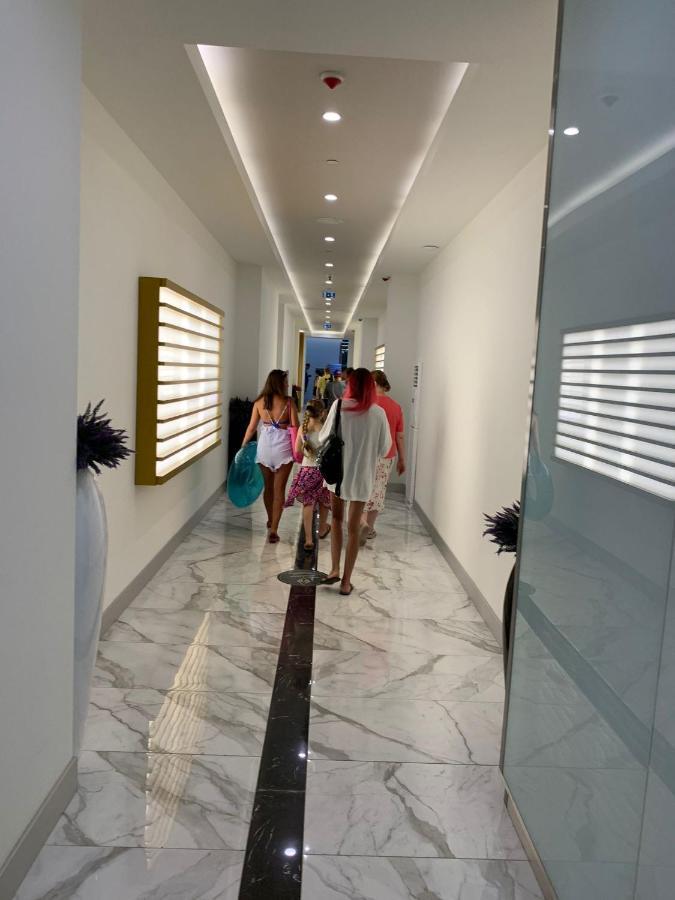 Orbi City Luxury Suit Batumi Exterior foto